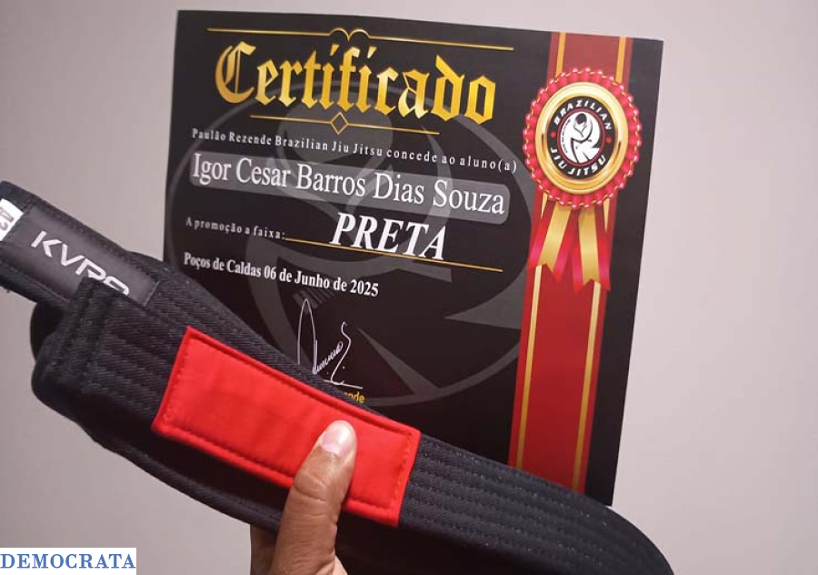 IGOR BARROS É GRADUADO FAIXA PRETA DE JIU-JITSU PELA EQUIPE VISION