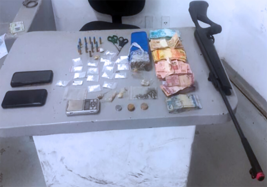 Polícia prende acusado de homicídio e grande quantidade de drogas