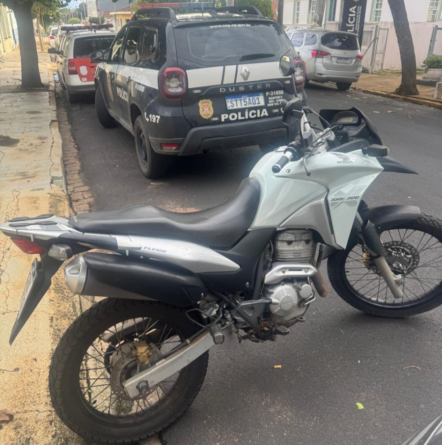 Polícia Civil prende dois jovens por tentativa de furto de motocicleta em Vargem Grande do Sul
