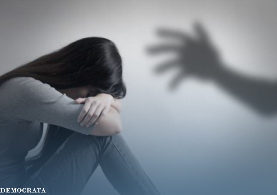 Mulher denuncia agressões e ameaça de morte em Vargem Grande do Sul; companheiro é preso em flagrante