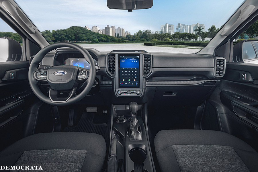 Ford Ranger redefine o padrão das picapes de trabalho com novas versões cabine simples, chassi e automáticas