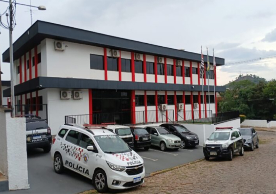 Criminosos invadem residência e mantêm vítima refém na Vila Pereira, em São José do Rio Pardo