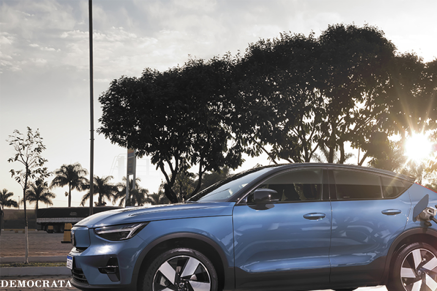 Com aumento dos combustíveis, economia dos carros elétricos é ainda maior