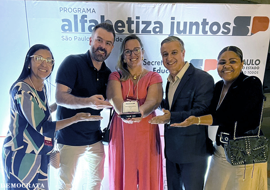 Escolas municipais de São José são premiadas em programa estadual de alfabetização