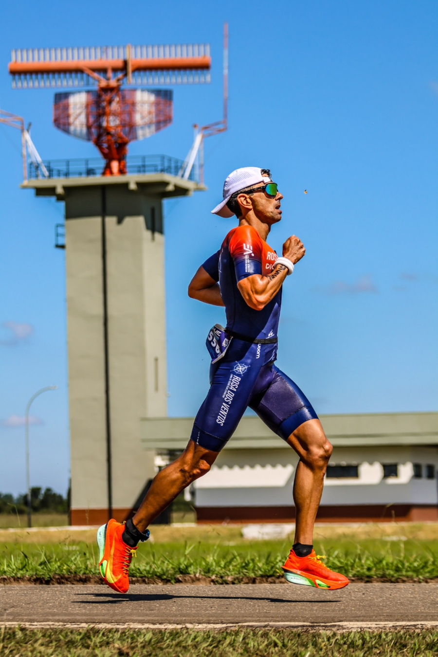 Triatletas rio-pardenses sobem ao pódio